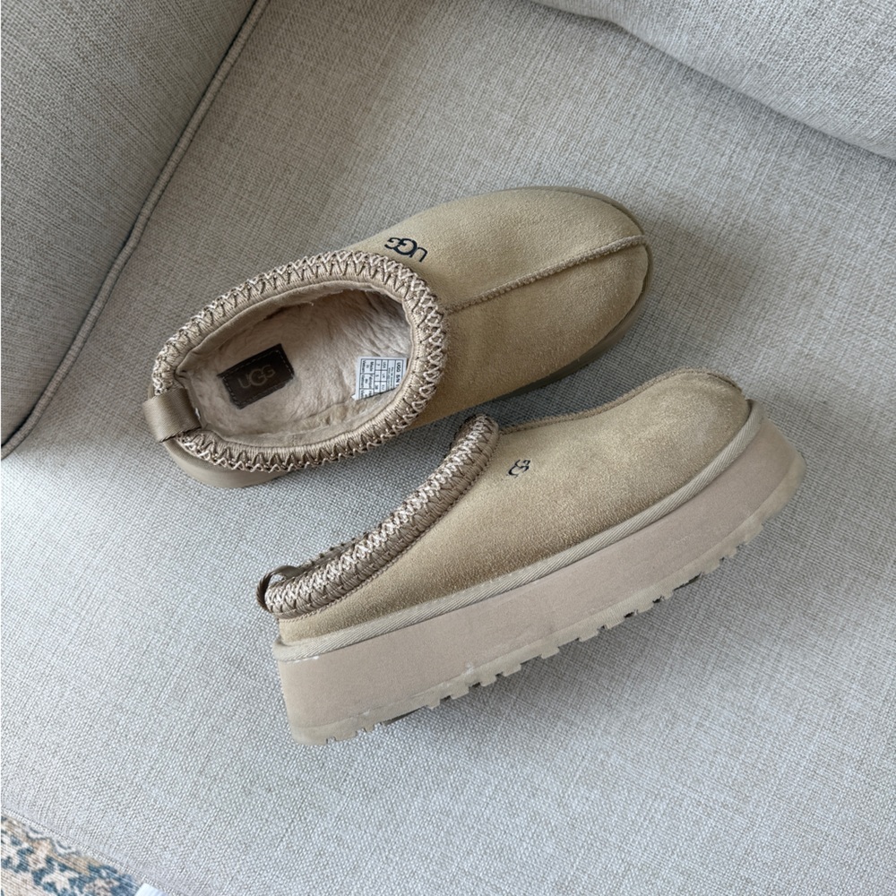 UGG Beige Tazz